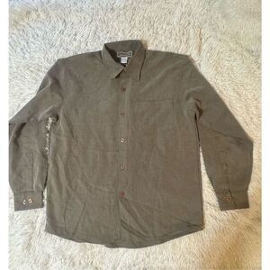 Weekendz off Men's long sleeve button-down casual shirt M